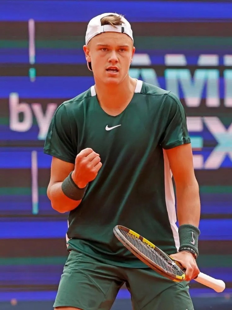 让这位球星 让这位球星