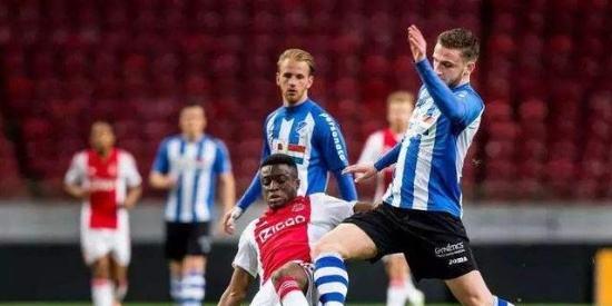 黄金走廊 黄金走廊